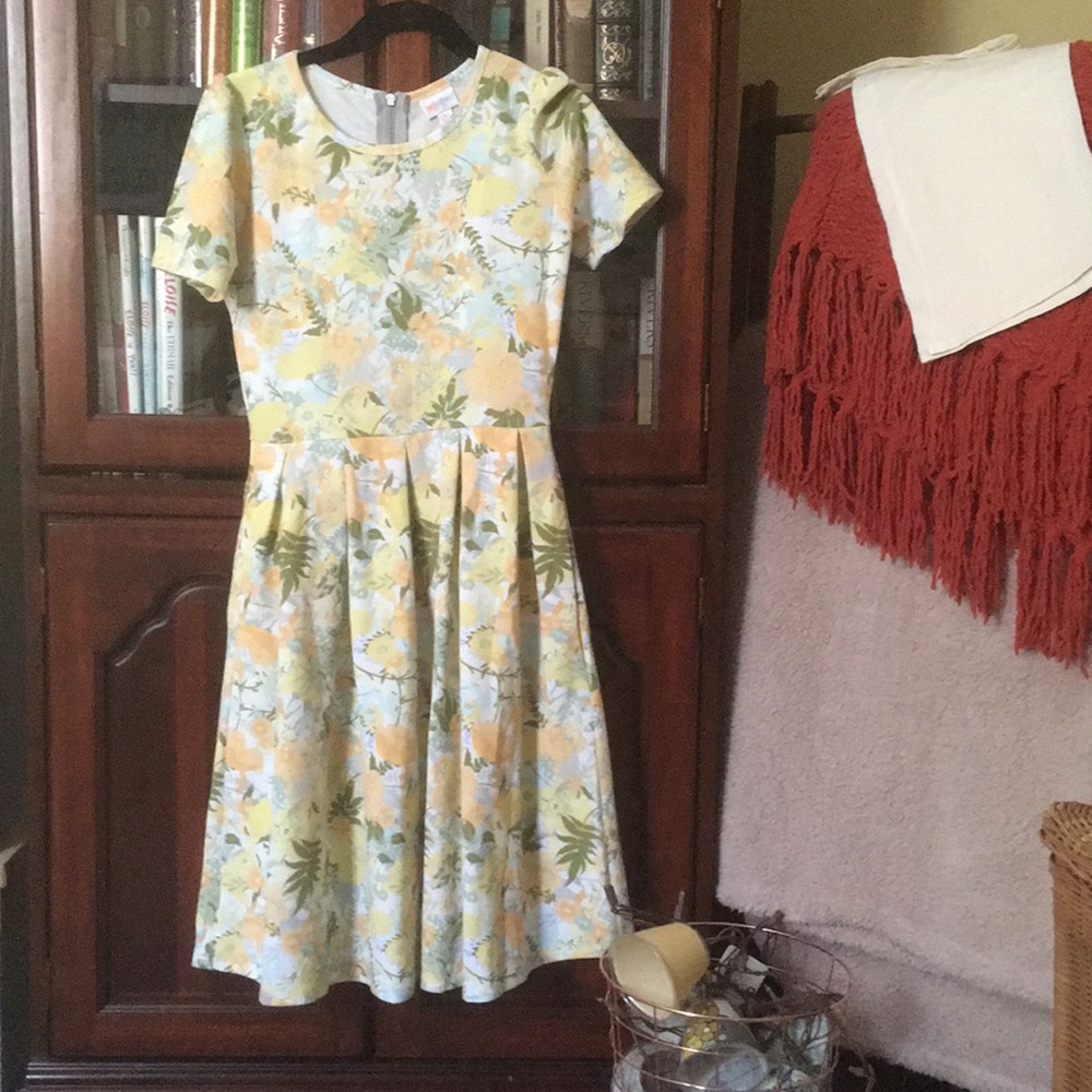 LULAROE || floral amelia dress